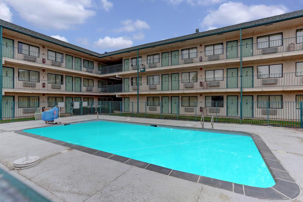 Econo Lodge West Memphis Luaran gambar